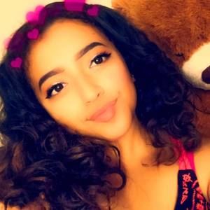 Meet your Posher, Fatima liliana